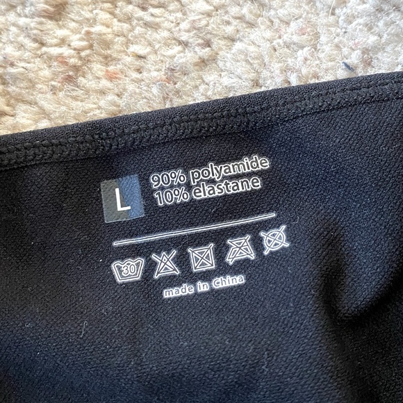 NWOT Shapewear Seamless Black Ribbed Square Tank top - Picture 2 of 5